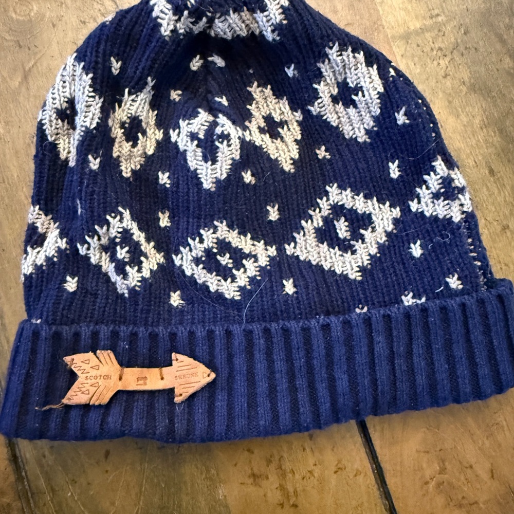 Scotch Shrunk Blue and White Patterned Beanie
